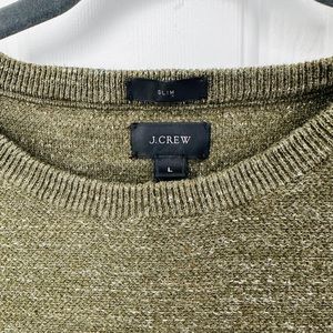 Large slim green J Crew sweater in good condition.